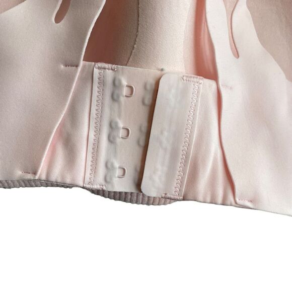 Lululemon Air Support Strawberry Milkshake  Pink High Impact Sports Bra 36C - Picture 7 of 7